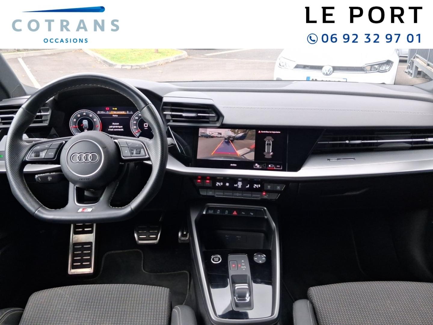 Photo 4 du véhicule AUDI A3 Sportback 30 TFSI 110ch Mild Hybrid S line S&nbsp;(…) - Vue extérieure