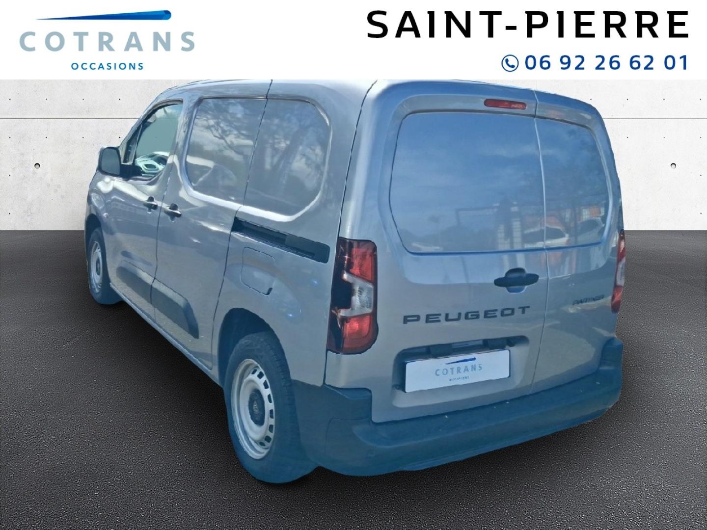 Photo 3 du véhicule PEUGEOT Partner Standard 1000kg BlueHDi 100ch S&S&nbsp;(…) - Vue extérieure