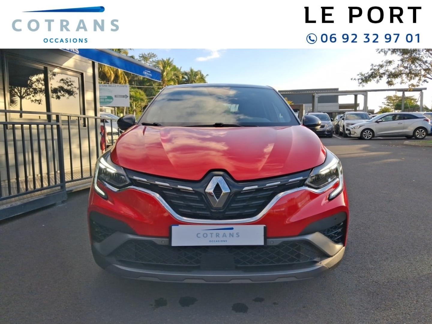 Photo 5 du véhicule RENAULT Captur 1.6 E-Tech hybride 145ch RS Line - Vue extérieure