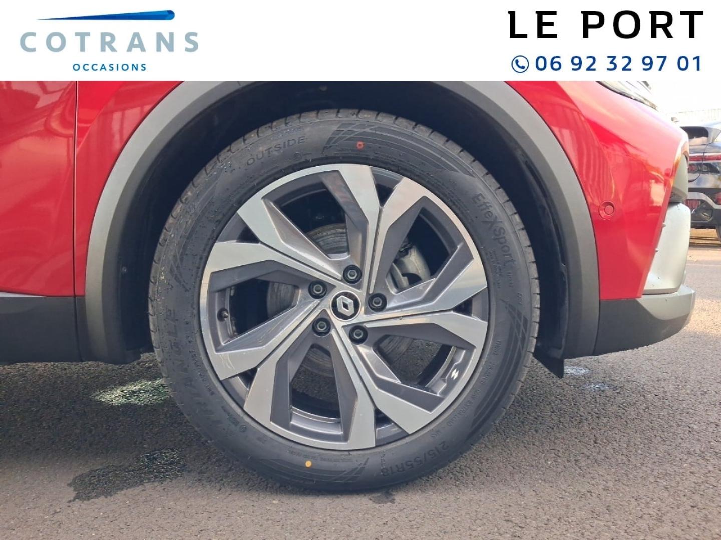 Photo 10 du véhicule RENAULT Captur 1.6 E-Tech hybride 145ch RS Line - Vue extérieure