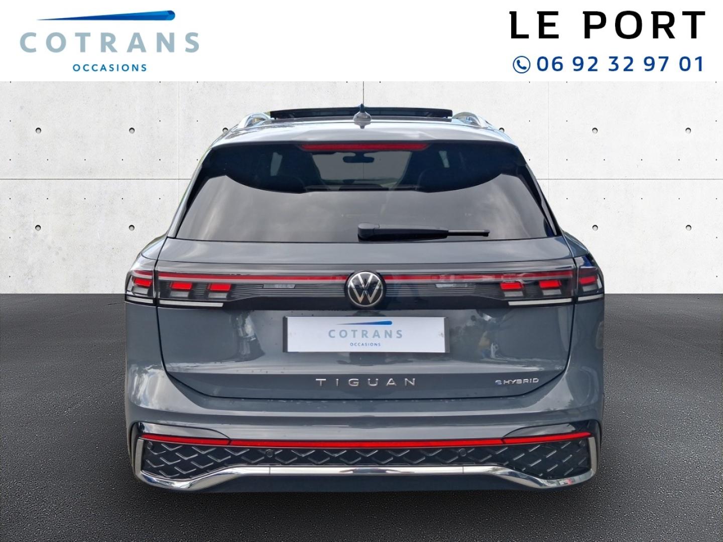 Photo 2 du véhicule VOLKSWAGEN Tiguan 1.5 eHybrid 204ch R-Line DSG6 - Vue extérieure