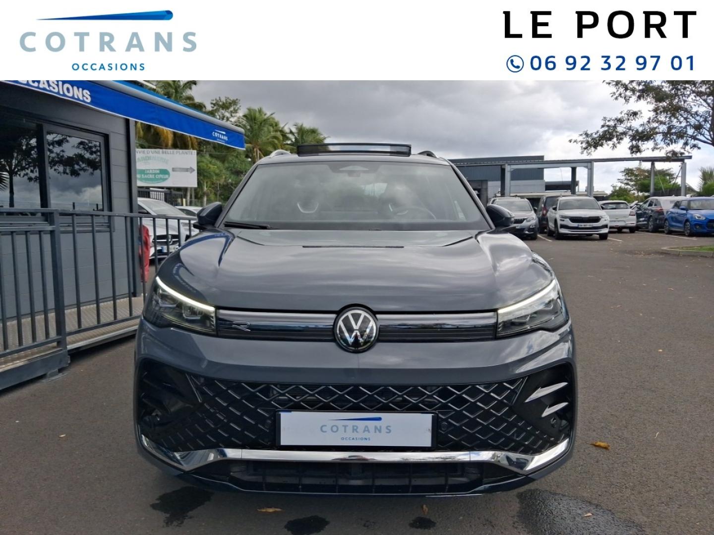 Photo 5 du véhicule VOLKSWAGEN Tiguan 1.5 eHybrid 204ch R-Line DSG6 - Vue extérieure