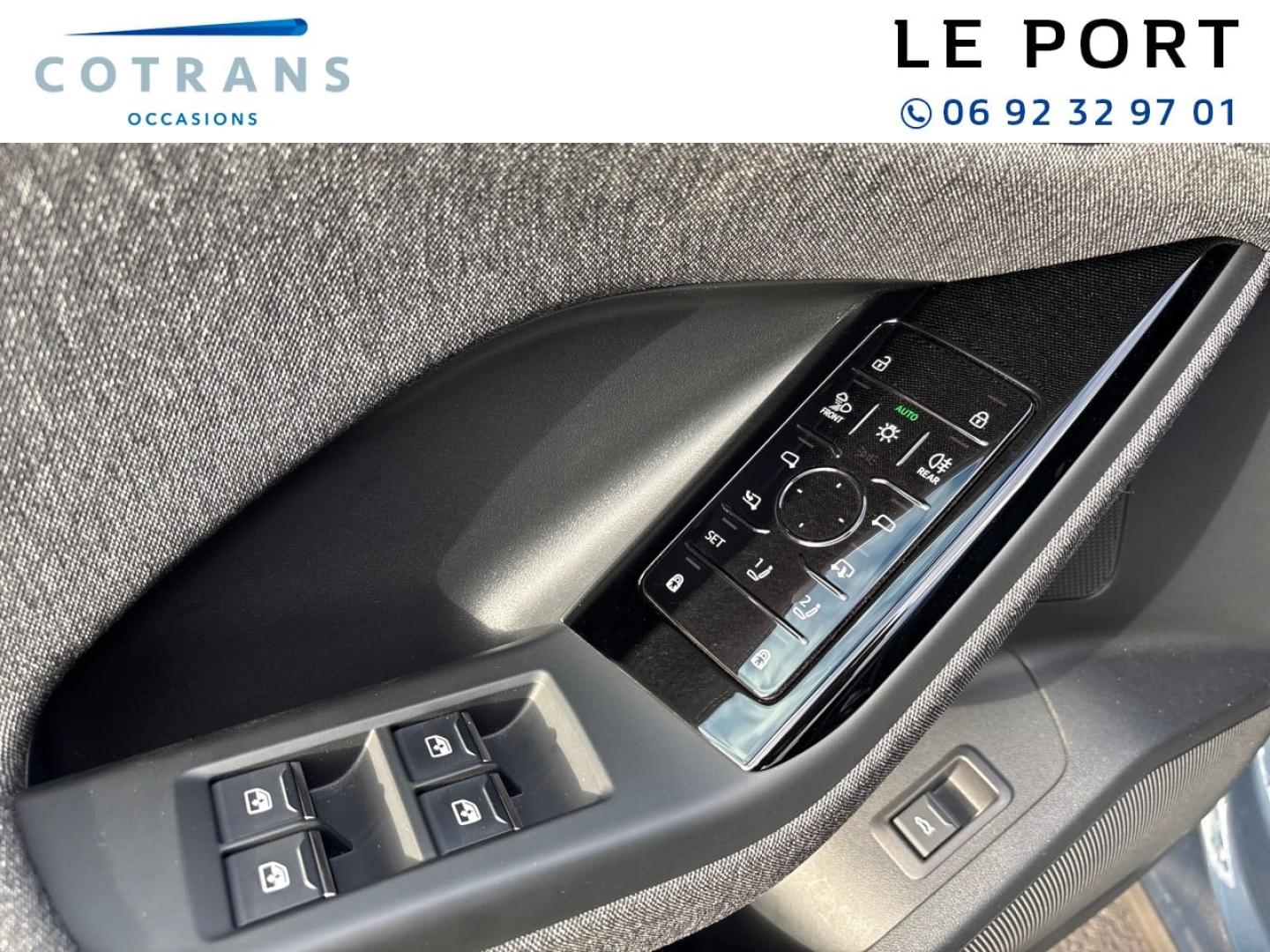 Photo 9 du véhicule AUDI Q6 Sportback e-tron e-tron 251ch S line - Vue extérieure