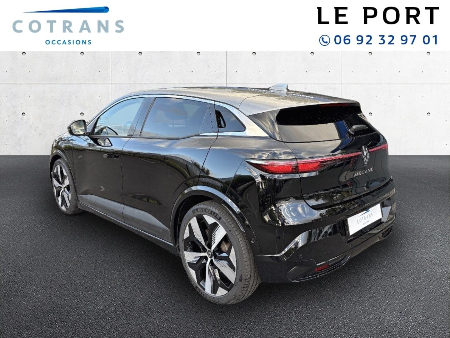 Photo 3 du véhicule RENAULT Megane E-Tech Electric EV60 220ch Equilibre&nbsp;(…) - Vue extérieure