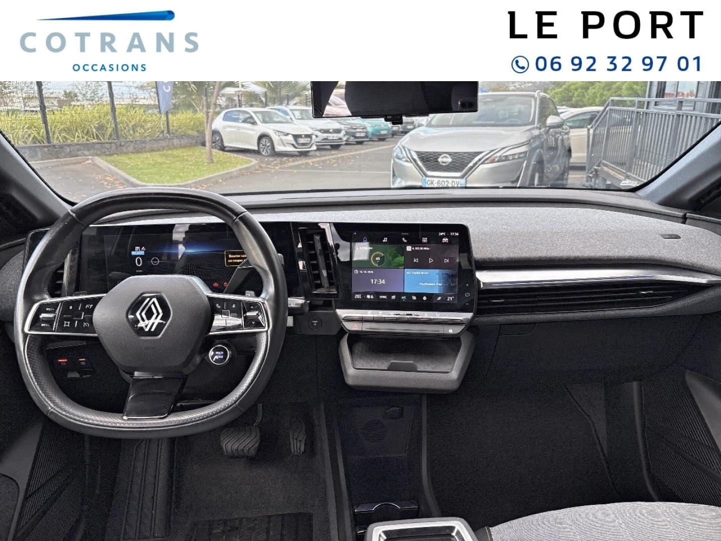 Photo 4 du véhicule RENAULT Megane E-Tech Electric EV60 220ch Equilibre&nbsp;(…) - Vue extérieure