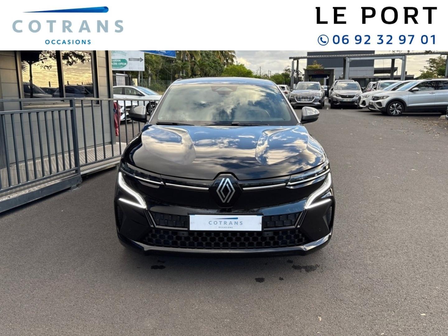 Photo 5 du véhicule RENAULT Megane E-Tech Electric EV60 220ch Equilibre&nbsp;(…) - Vue extérieure
