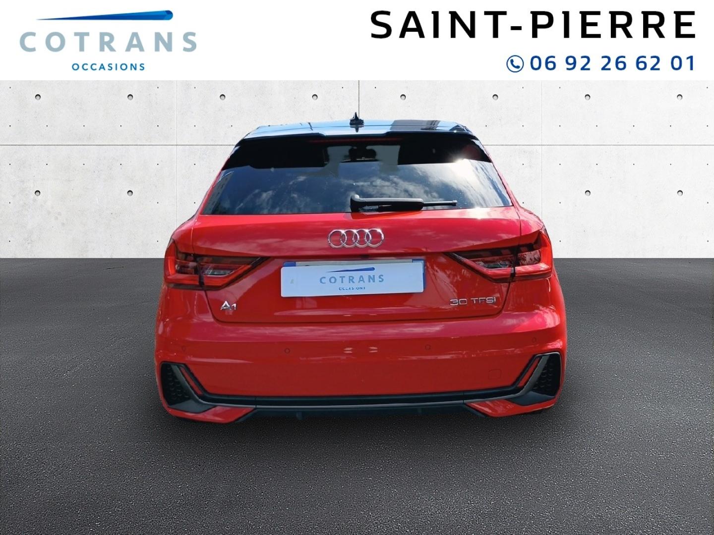 Photo 2 du véhicule AUDI A1 Sportback 30 TFSI 110ch S line S tronic 7 - Vue extérieure
