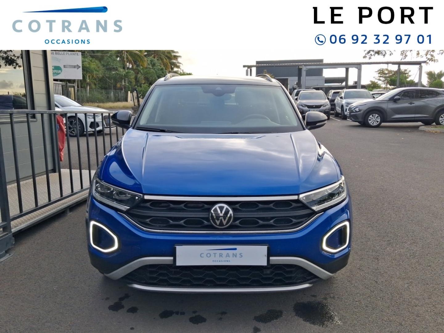 Photo 5 du véhicule VOLKSWAGEN T-Roc 1.0 TSI 110ch Life - Vue extérieure