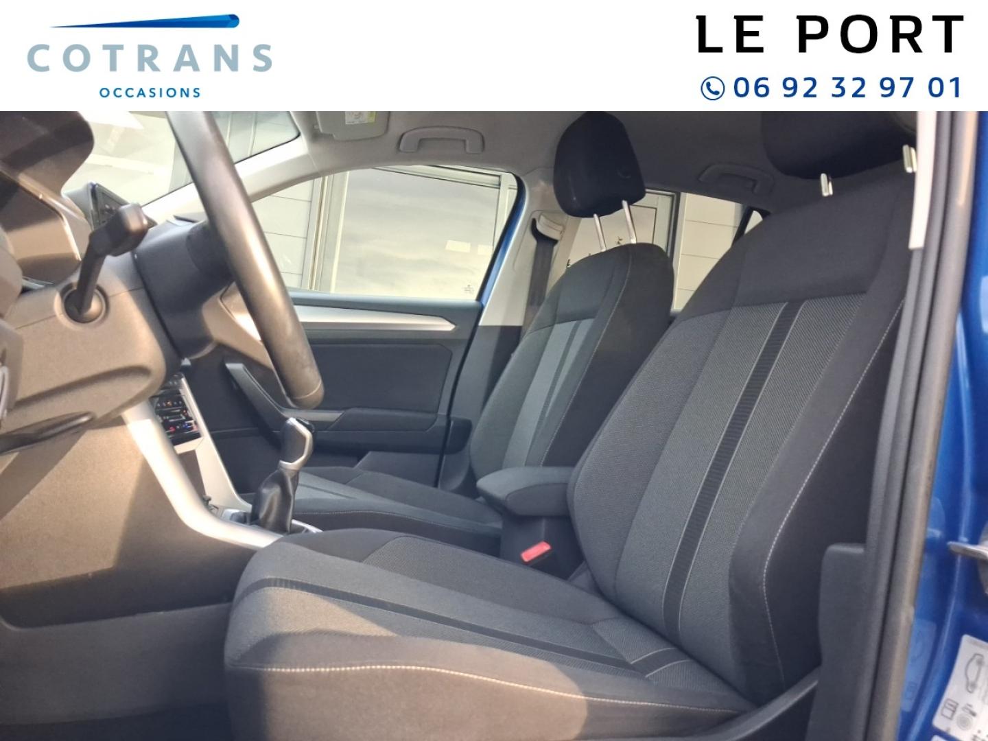 Photo 7 du véhicule VOLKSWAGEN T-Roc 1.0 TSI 110ch Life - Vue extérieure