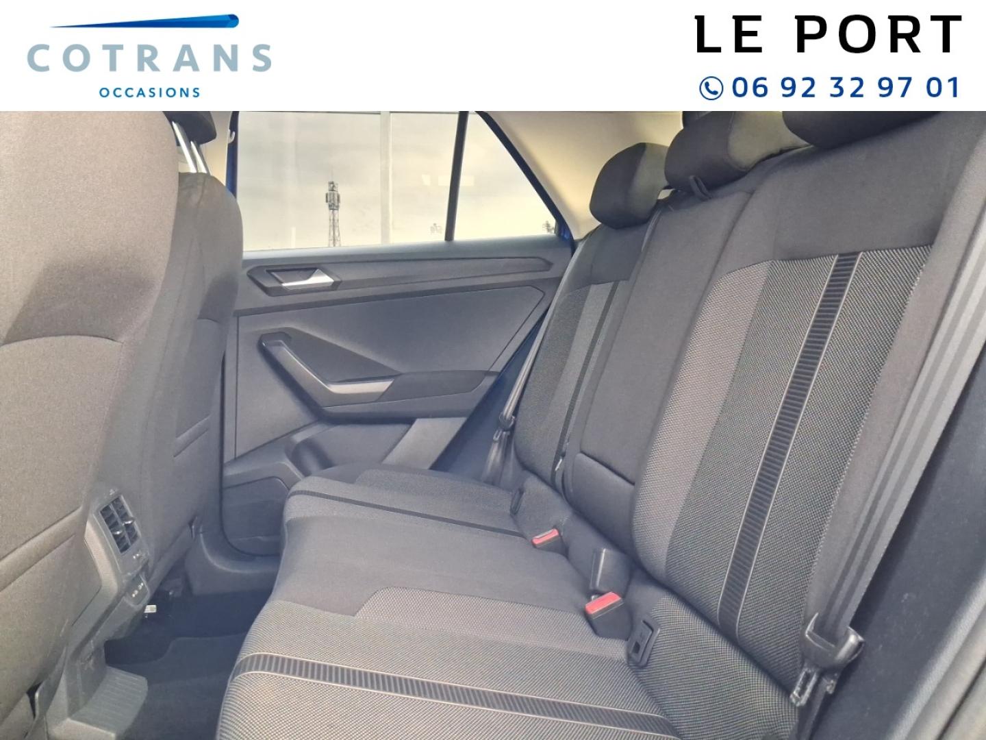 Photo 8 du véhicule VOLKSWAGEN T-Roc 1.0 TSI 110ch Life - Vue extérieure