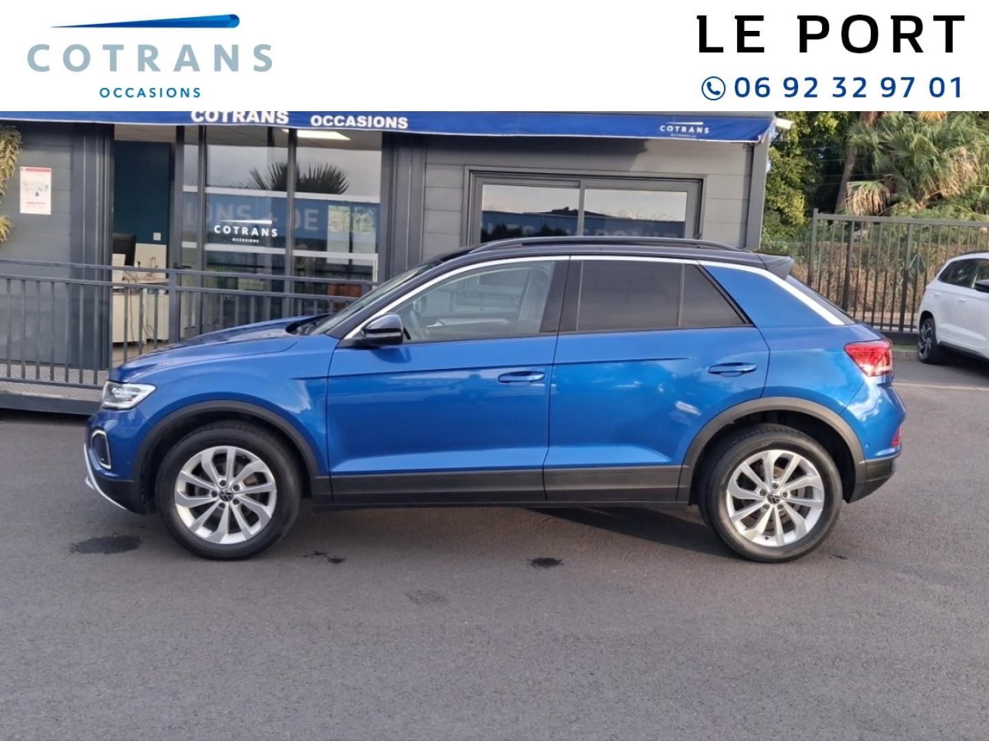 Photo 11 du véhicule VOLKSWAGEN T-Roc 1.0 TSI 110ch Life - Vue extérieure
