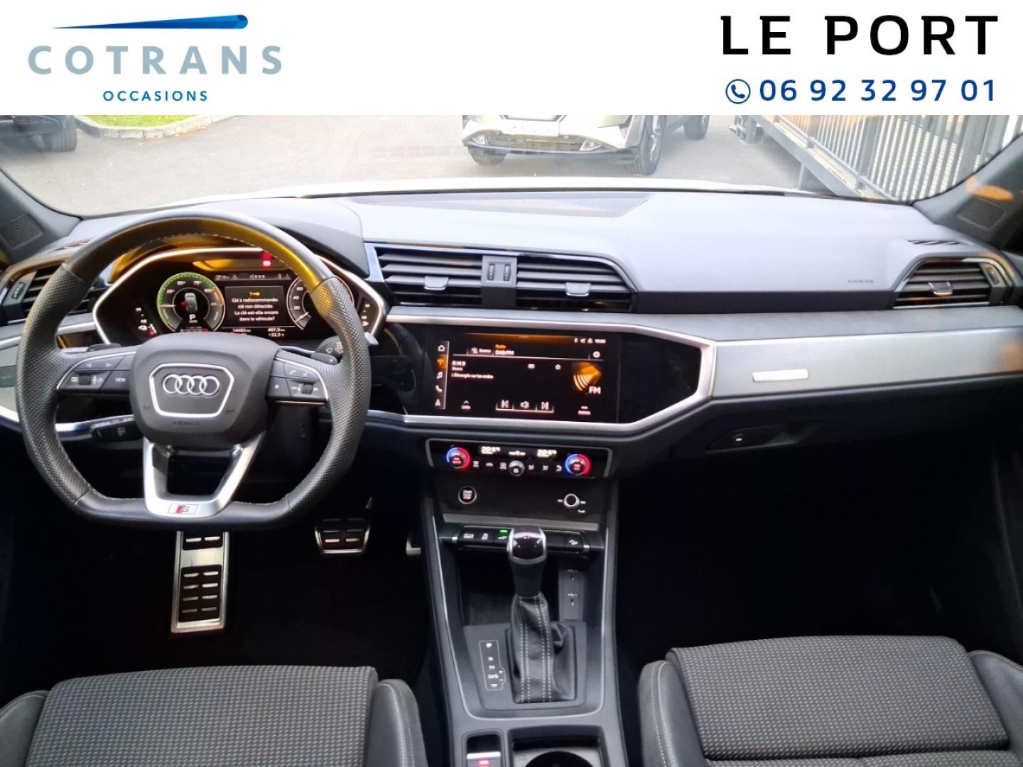 Photo 4 du véhicule AUDI Q3 Sportback 45 TFSI e 245ch S line S tronic 6 - Vue extérieure