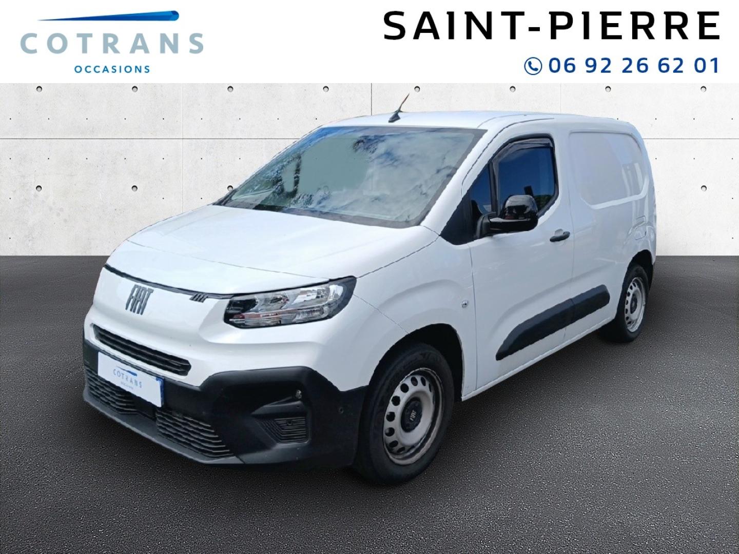 Photo 2 du véhicule FIAT Doblo Fg M 650kg BlueHDi 130ch S&S EAT8 Pack&nbsp;(…) - Vue extérieure