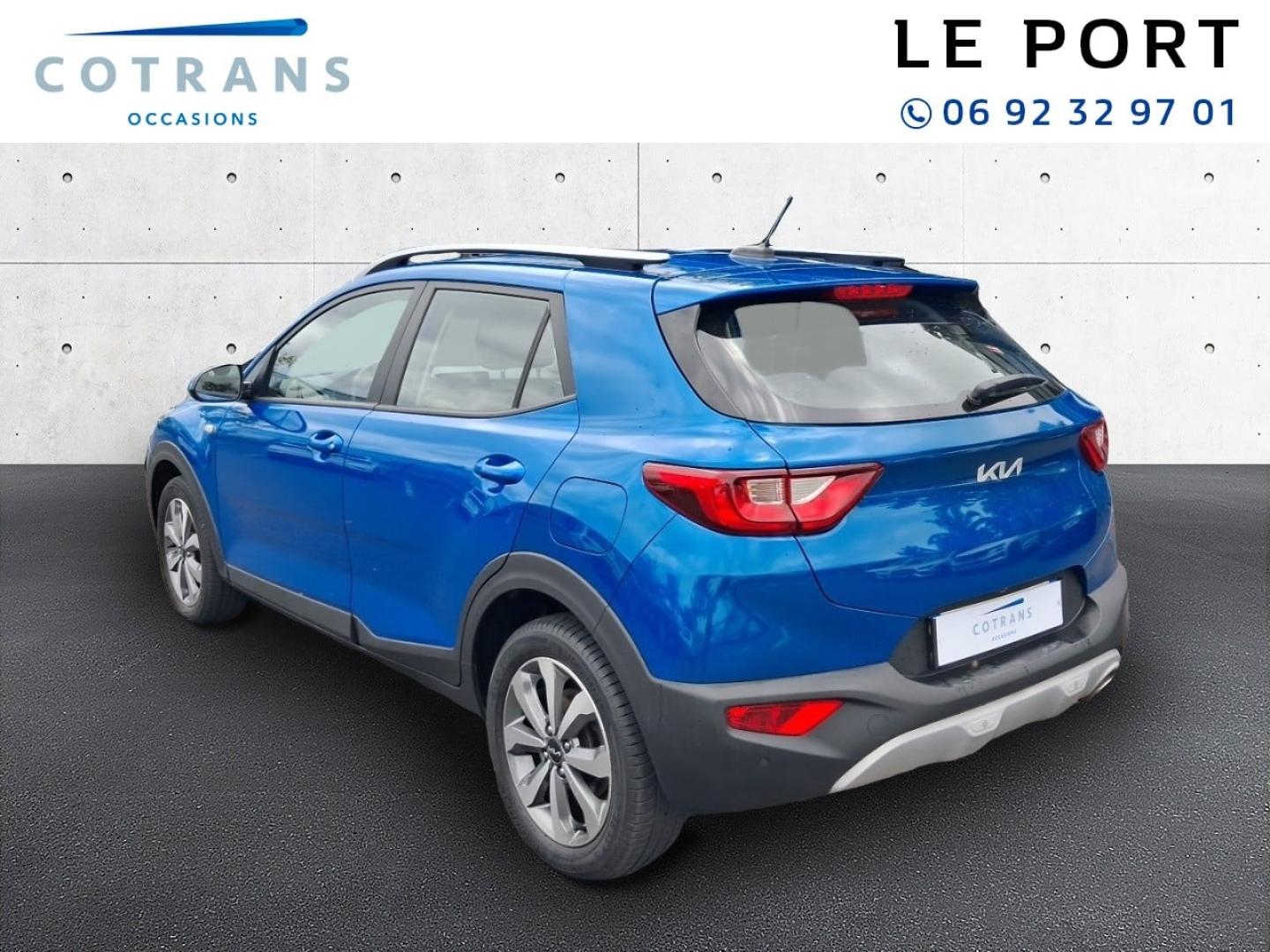 Photo 3 du véhicule KIA Stonic 1.0 T-GDi 120ch MHEV Active iBVM6 - Vue extérieure