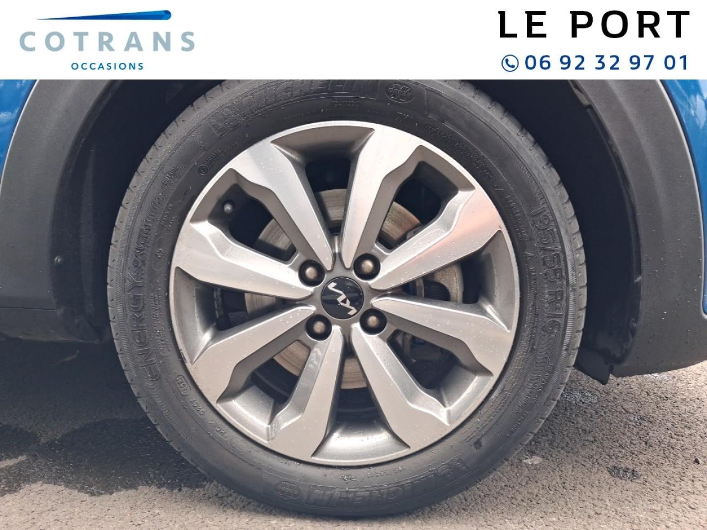 Photo 10 du véhicule KIA Stonic 1.0 T-GDi 120ch MHEV Active iBVM6 - Vue extérieure