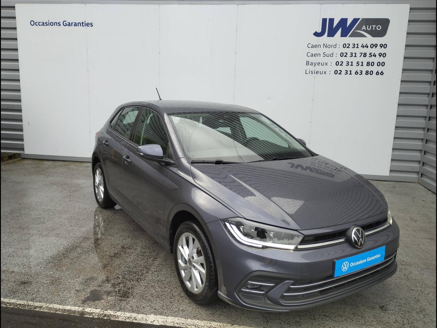 VOLKSWAGEN Polo
