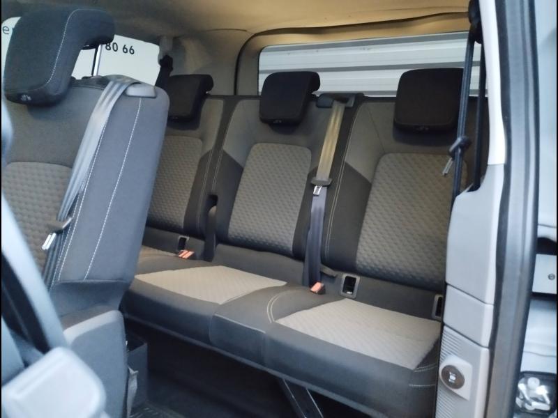 VOLKSWAGEN Caravelle