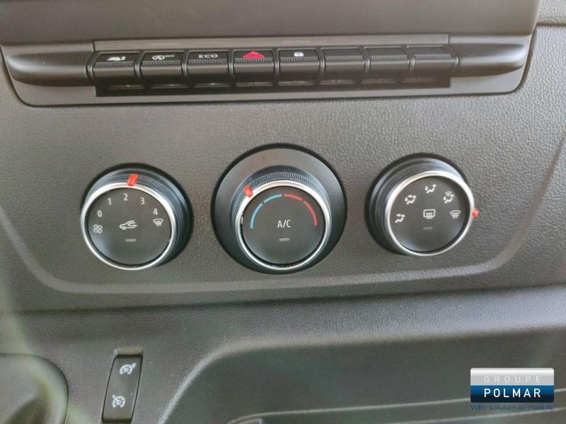 NISSAN Interstar Grd Vol