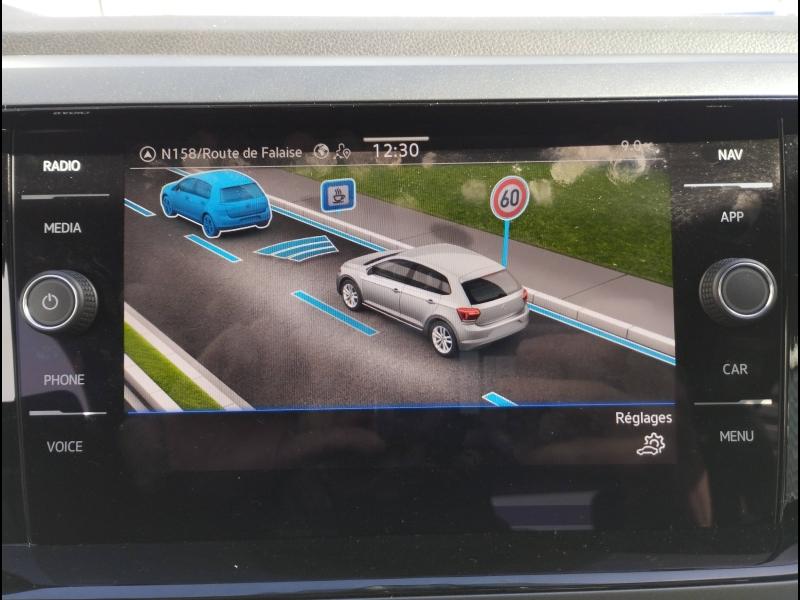 VOLKSWAGEN Polo