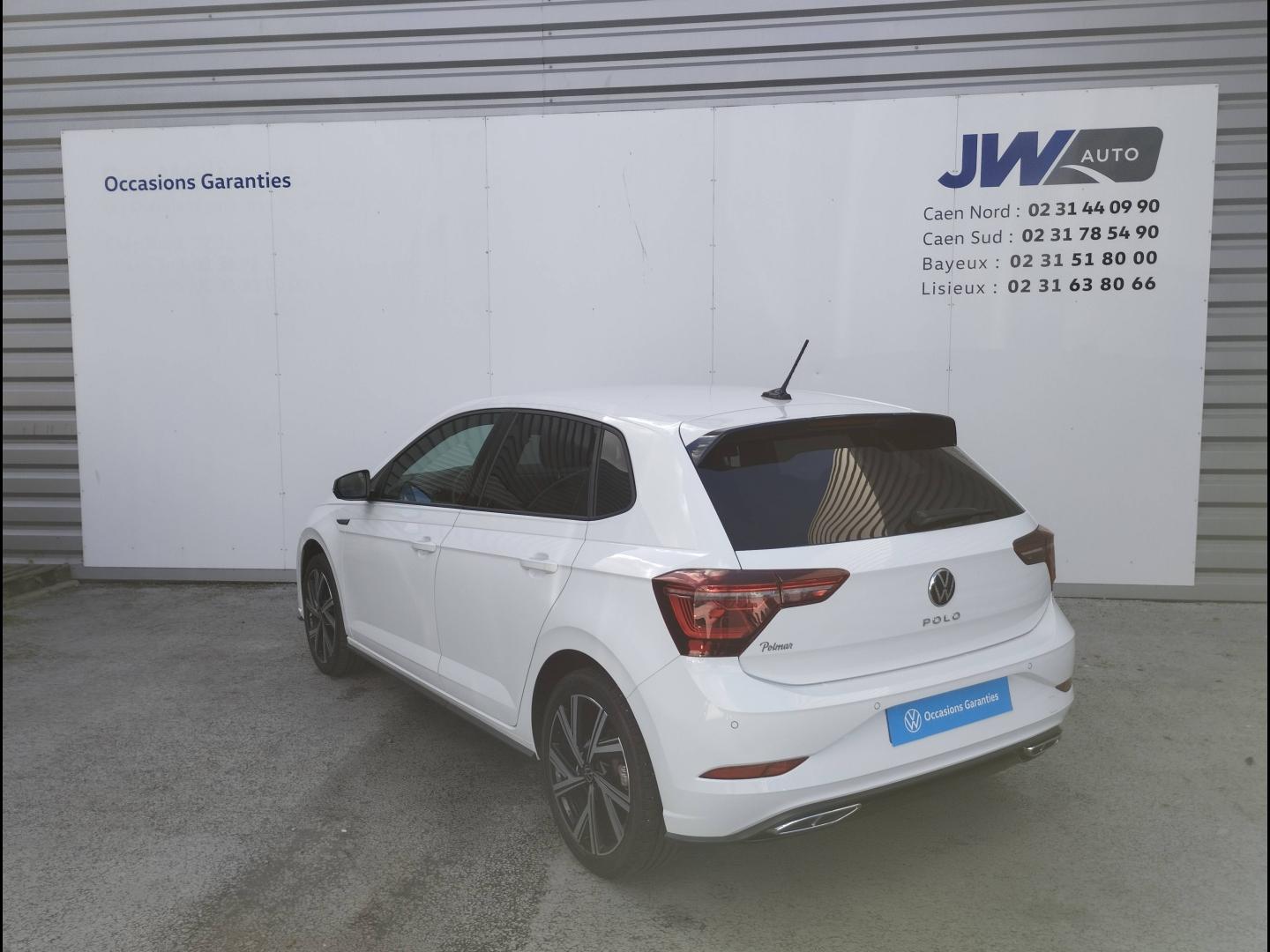 VOLKSWAGEN Polo