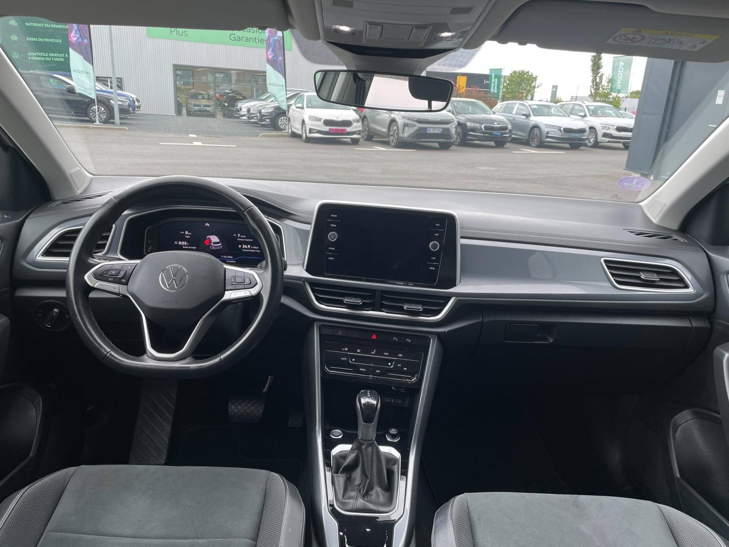 VOLKSWAGEN T-Roc