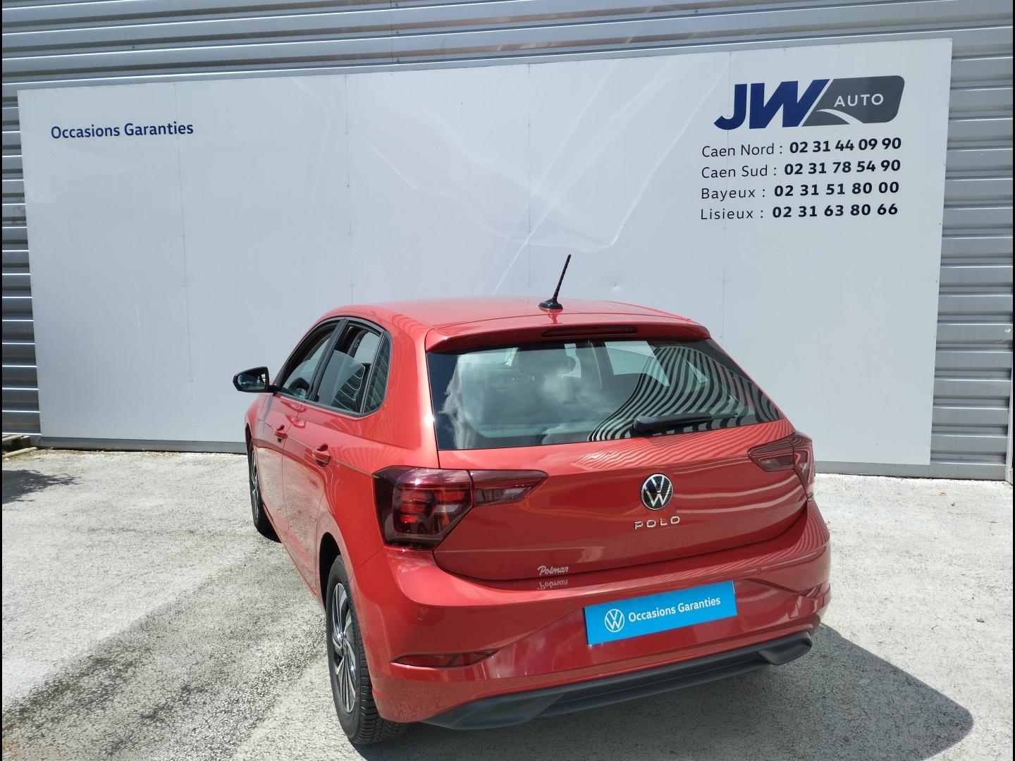 VOLKSWAGEN Polo