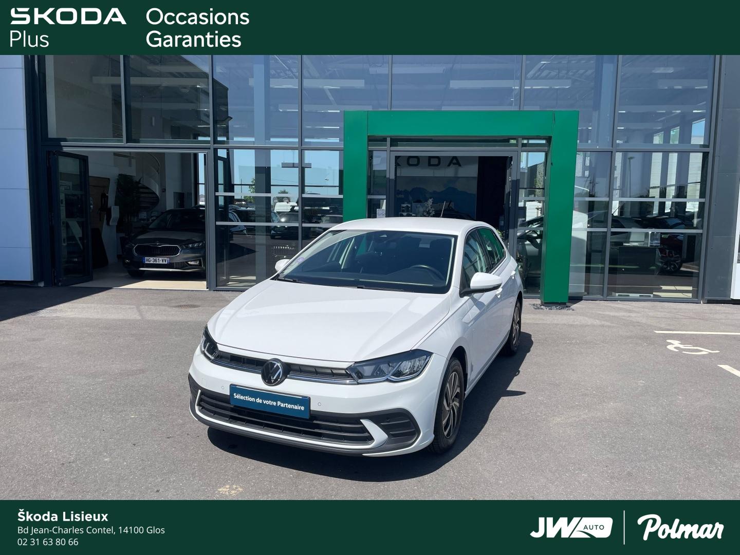 VOLKSWAGEN Polo