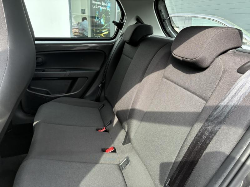 VOLKSWAGEN e-up!