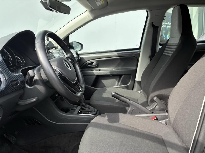 VOLKSWAGEN e-up!