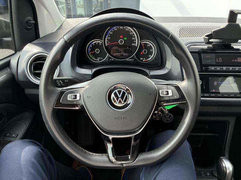 VOLKSWAGEN e-up!