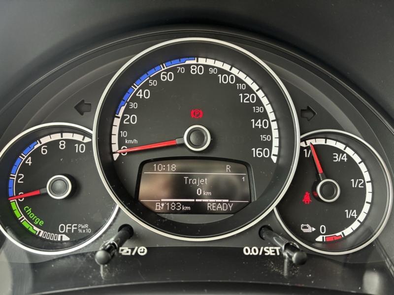 VOLKSWAGEN e-up!