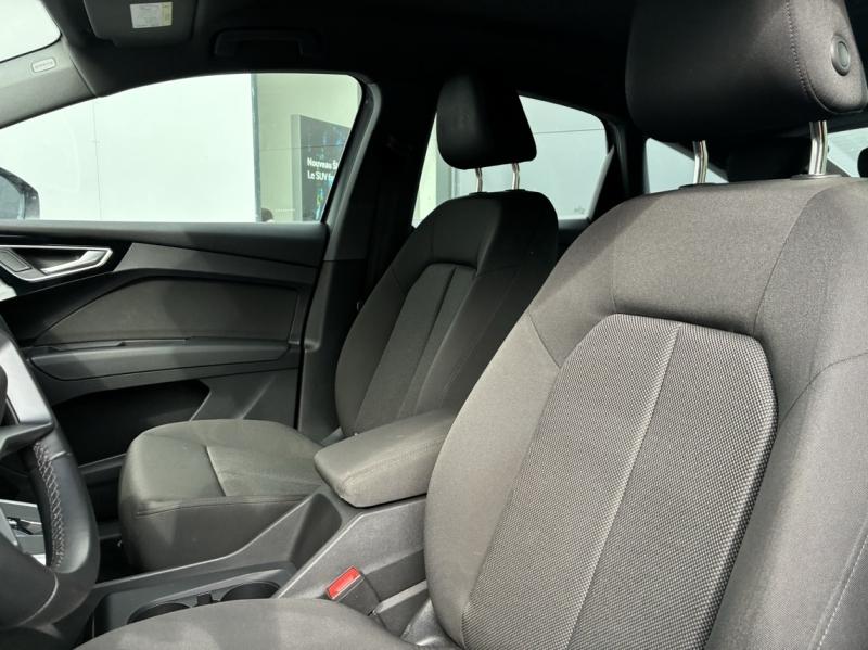 AUDI Q4 Sportback e-tron