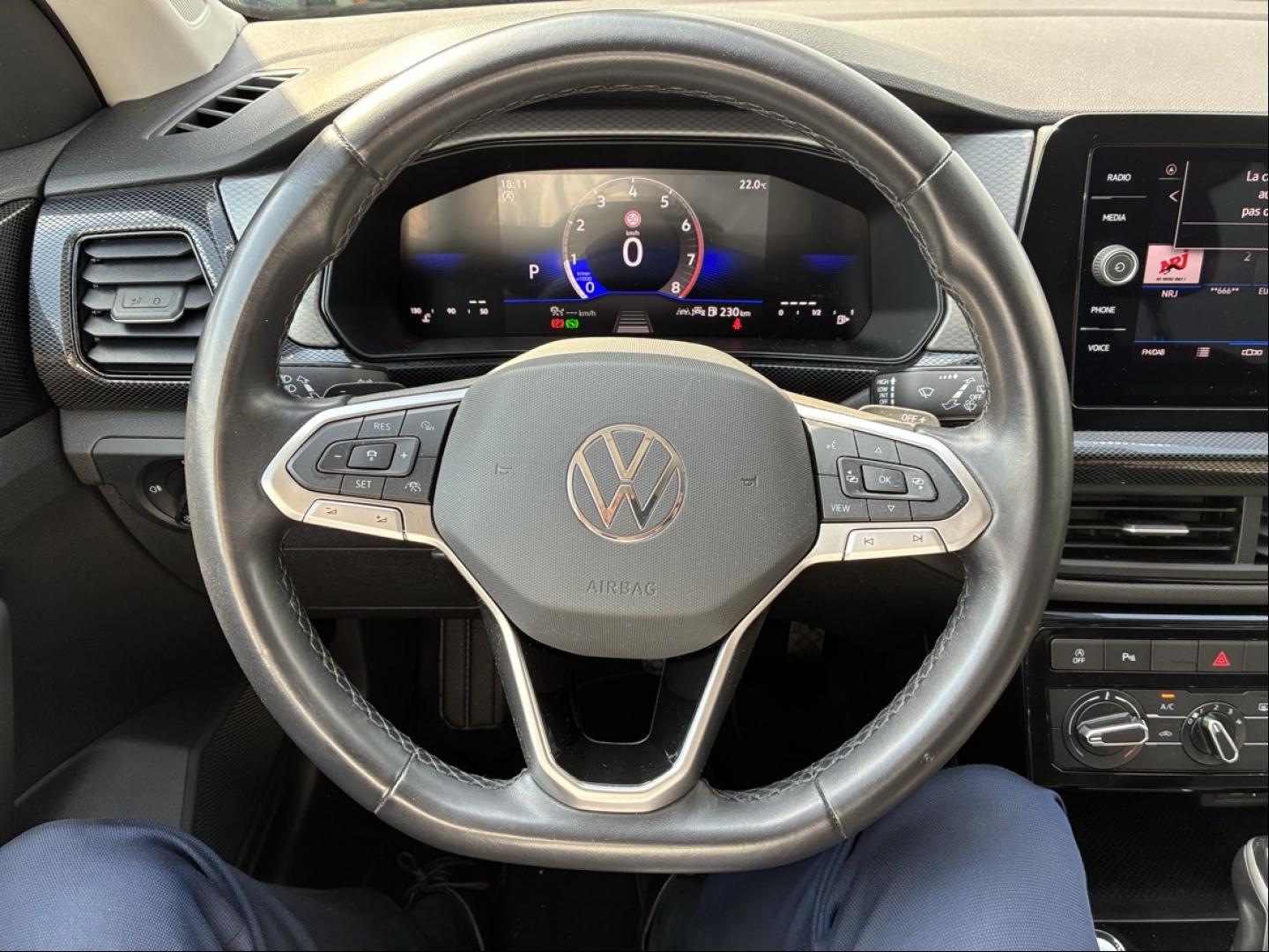 VOLKSWAGEN T-Cross