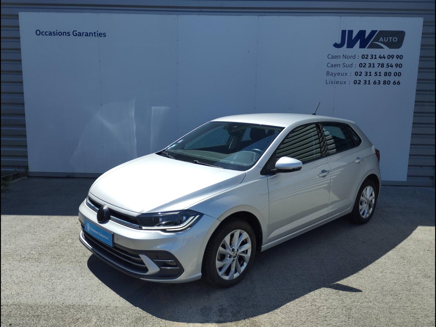 VOLKSWAGEN Polo