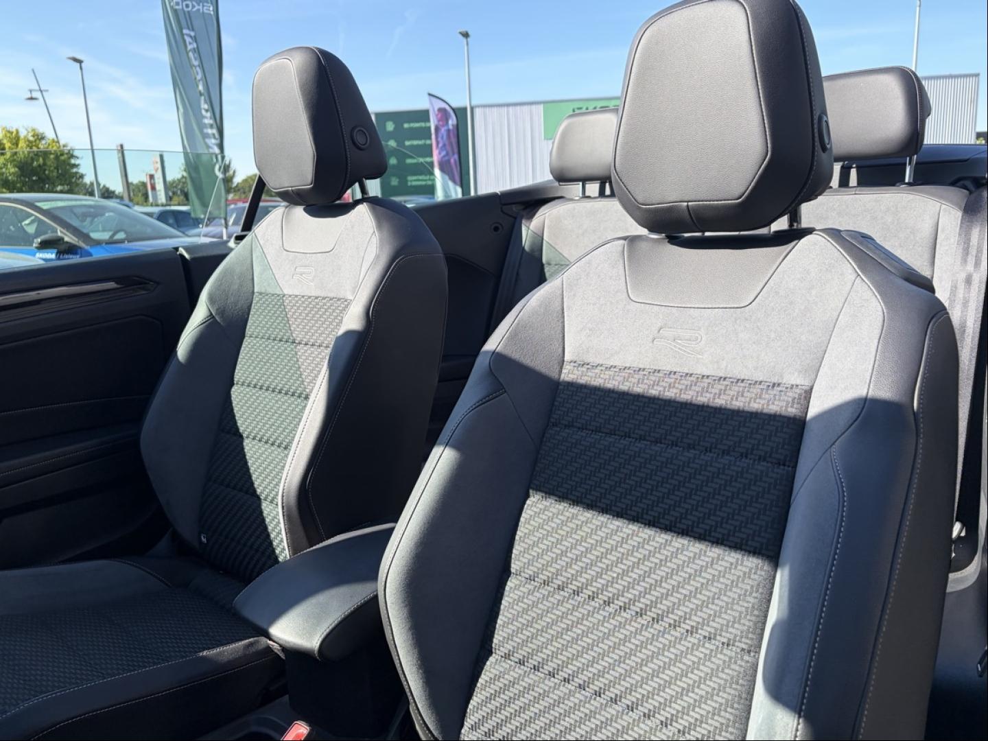 VOLKSWAGEN T-Roc Cabriolet