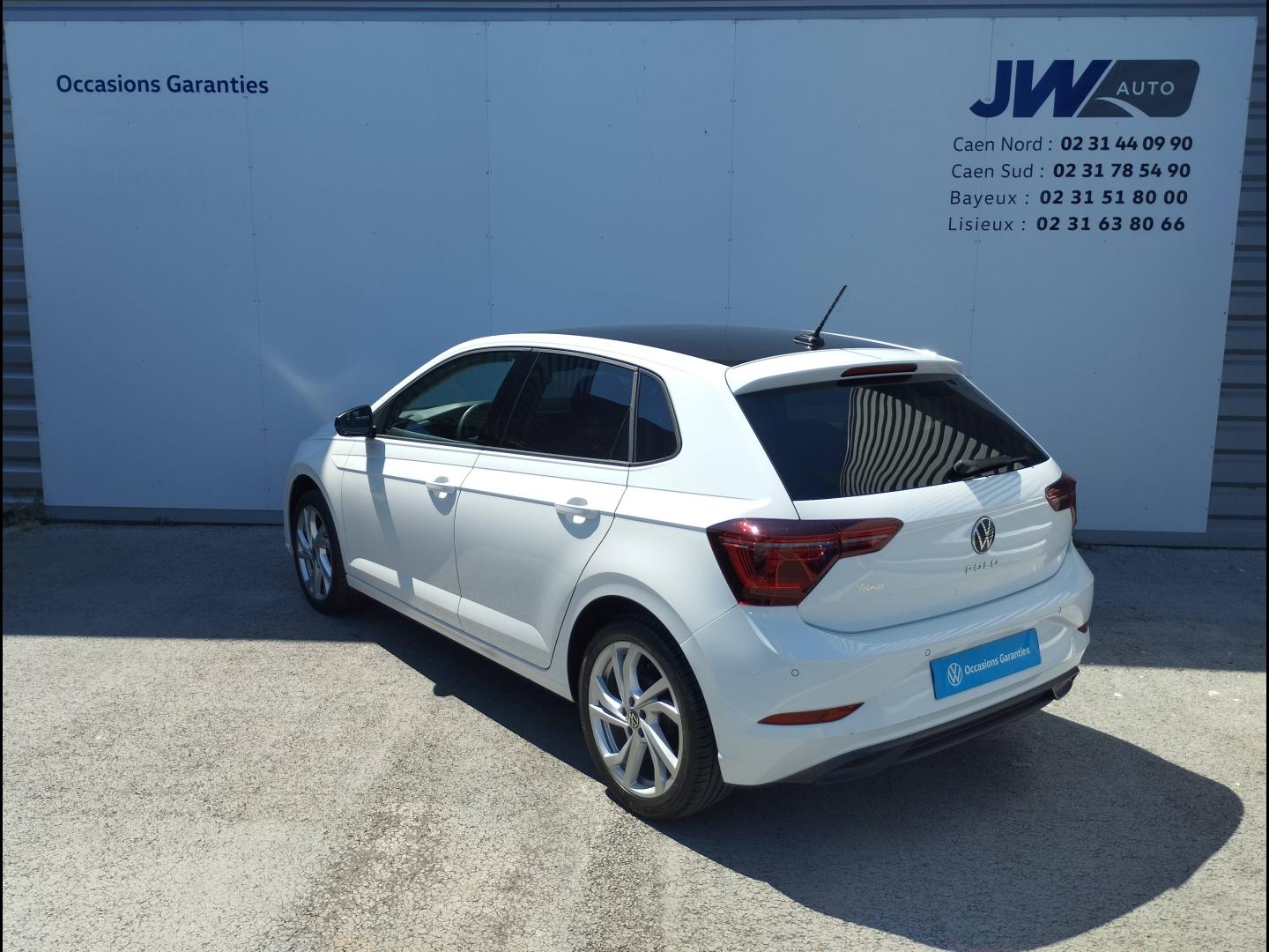 VOLKSWAGEN Polo