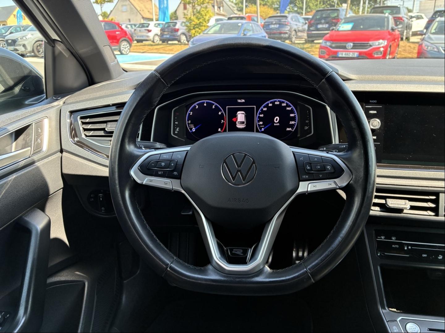 VOLKSWAGEN Taigo