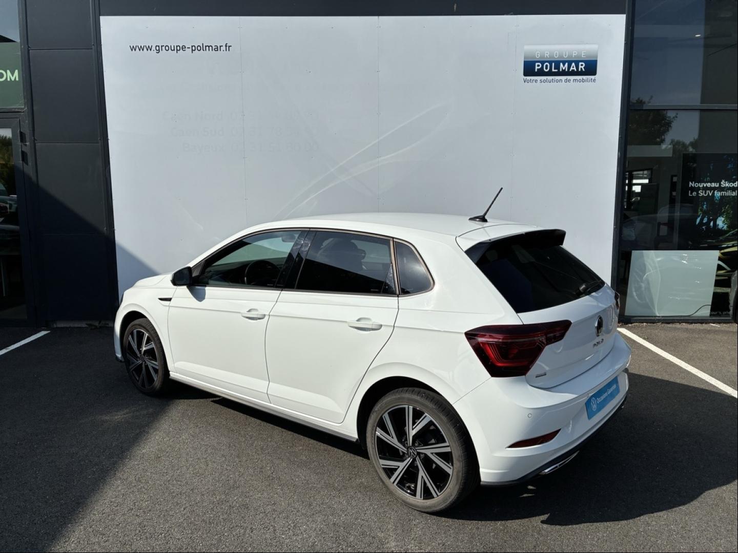 VOLKSWAGEN Polo