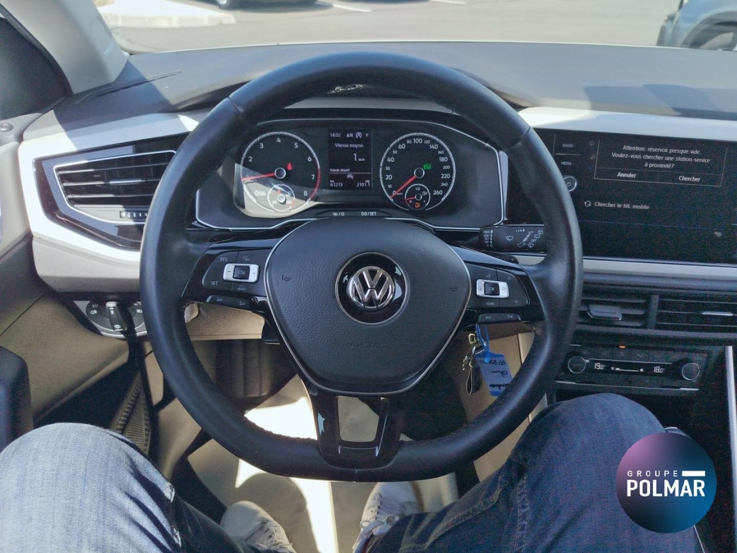 VOLKSWAGEN Polo