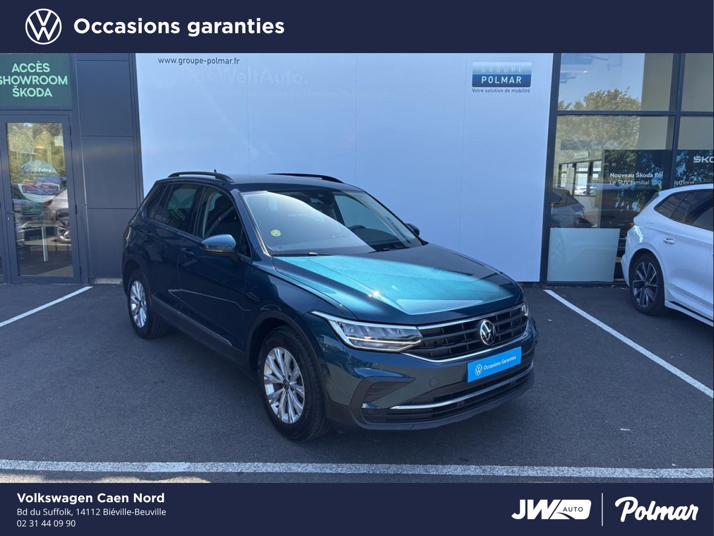 VOLKSWAGEN Tiguan