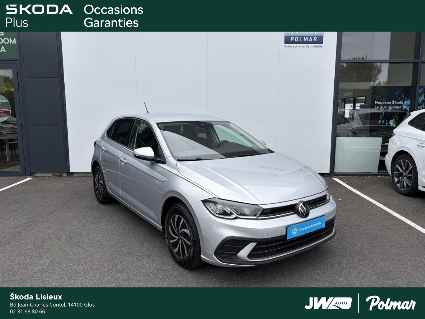 VOLKSWAGEN Polo