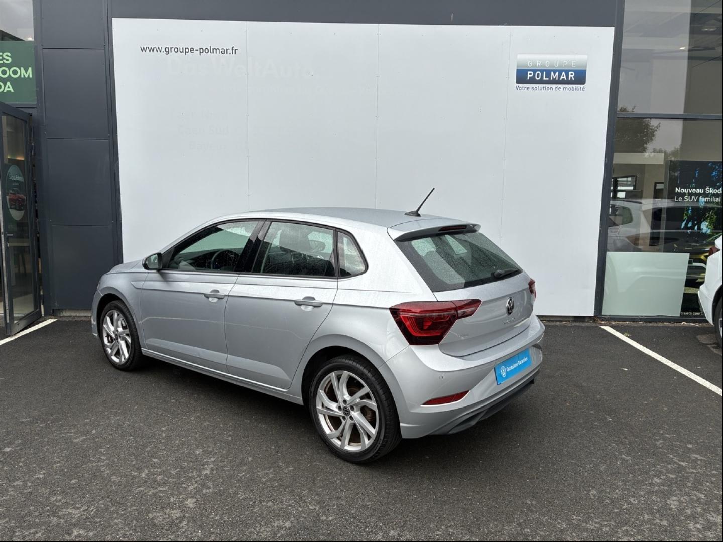 VOLKSWAGEN Polo