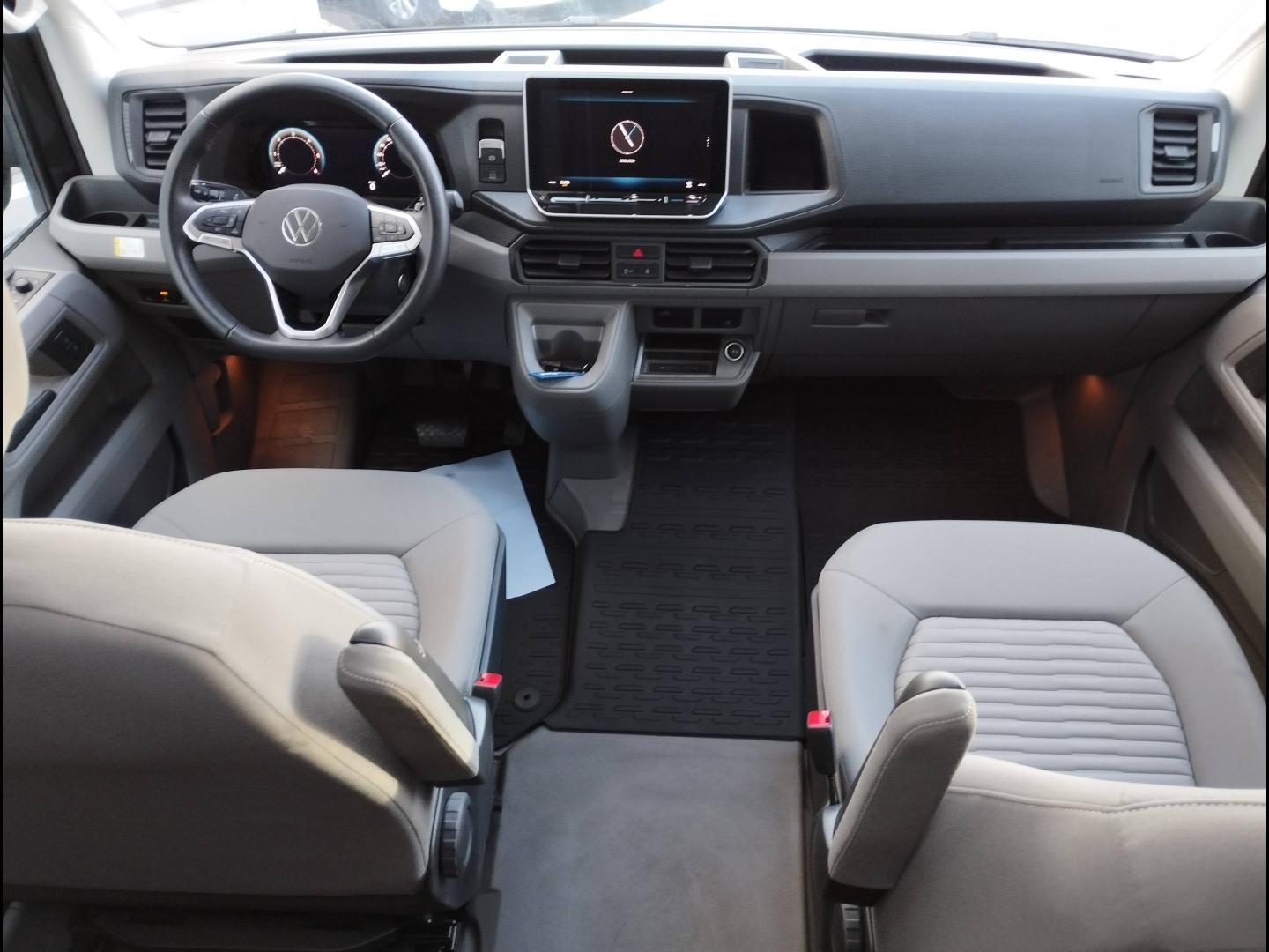 VOLKSWAGEN Grand California