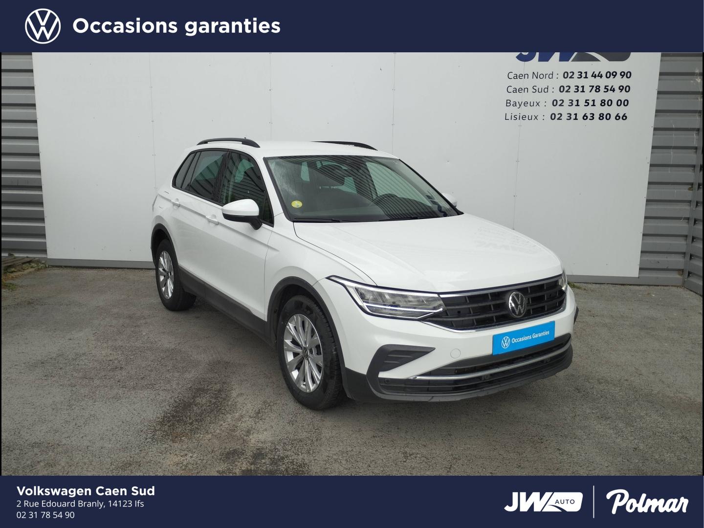 VOLKSWAGEN Tiguan