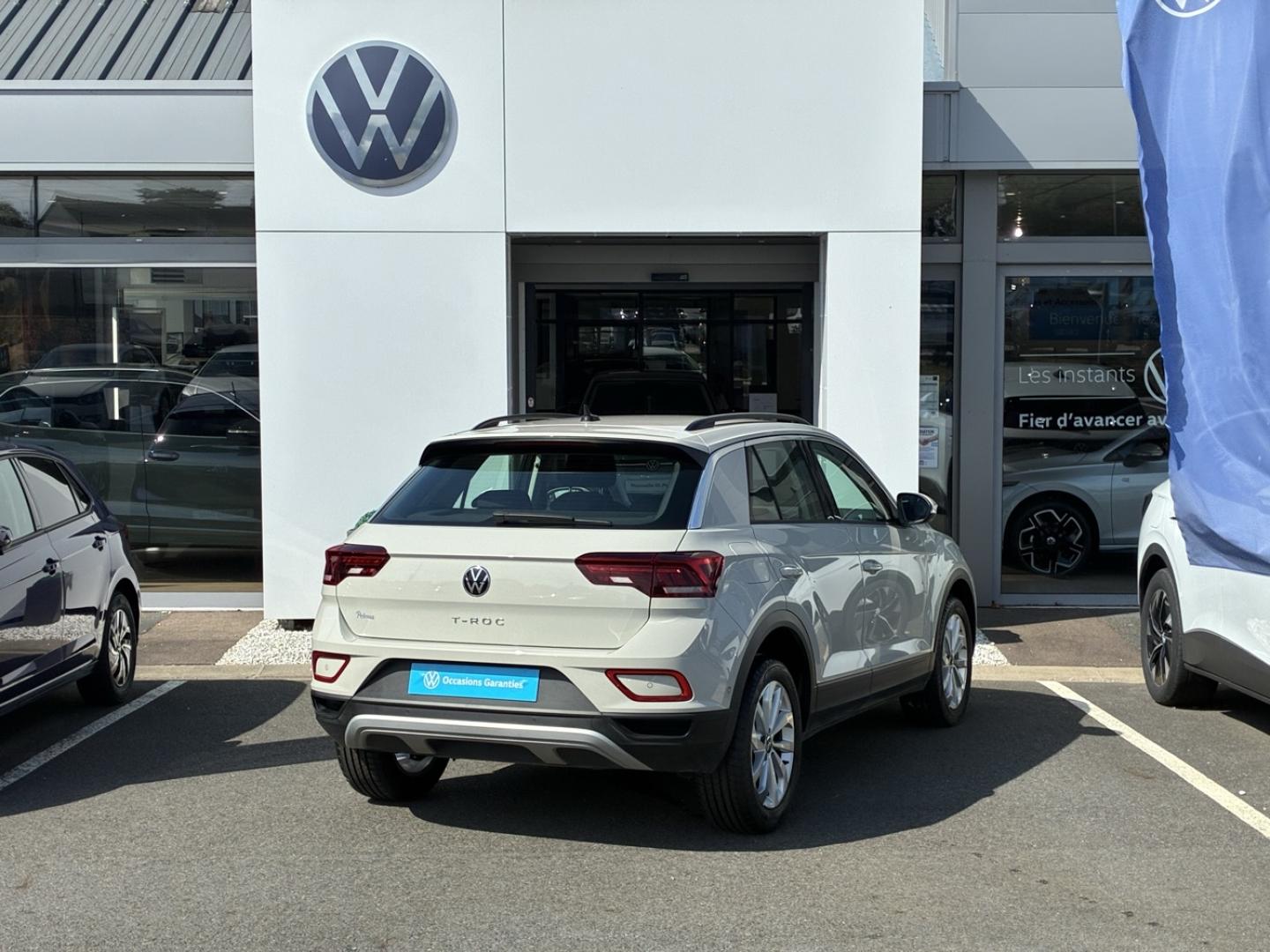 VOLKSWAGEN T-Roc