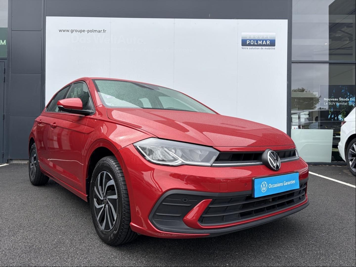 VOLKSWAGEN Polo