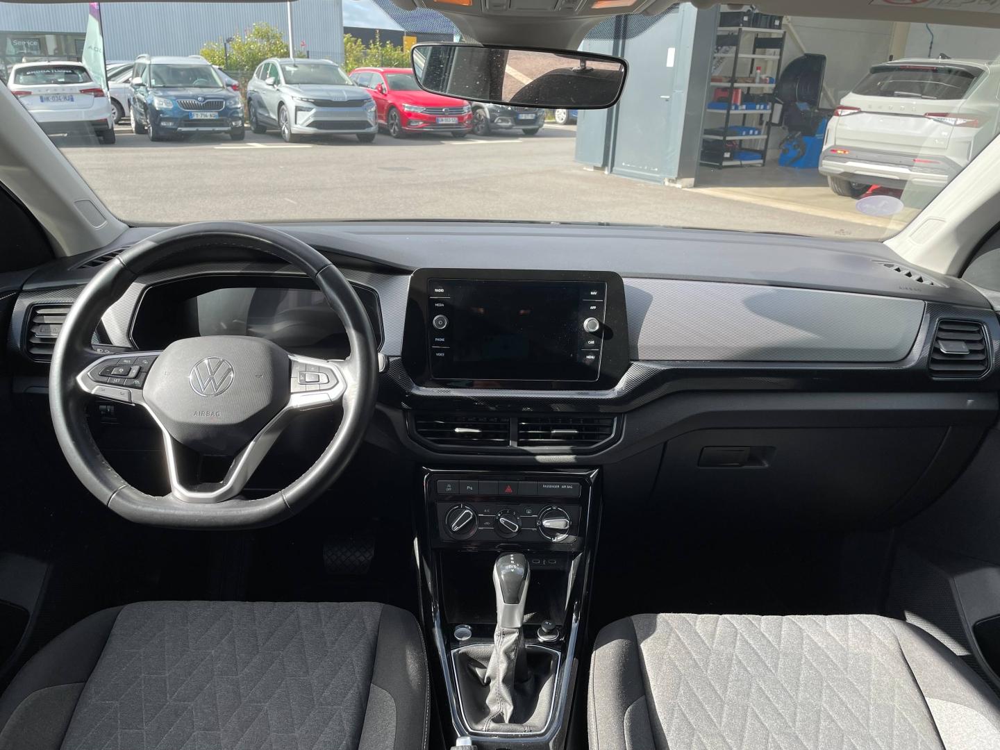 VOLKSWAGEN T-Cross