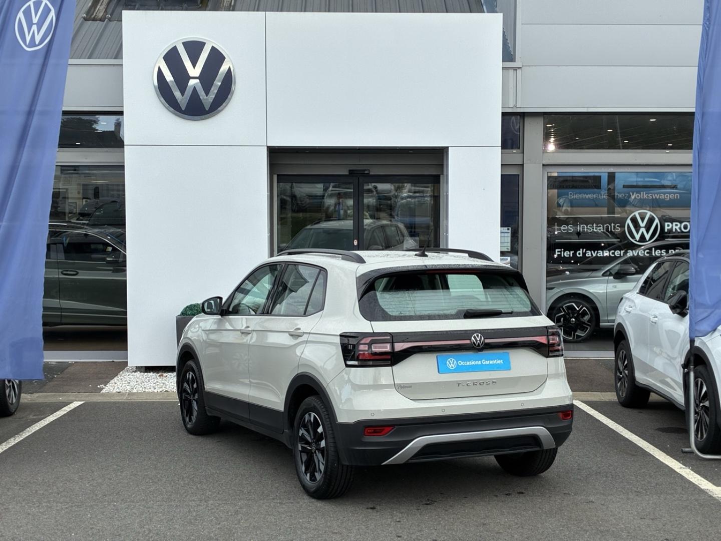 VOLKSWAGEN T-Cross