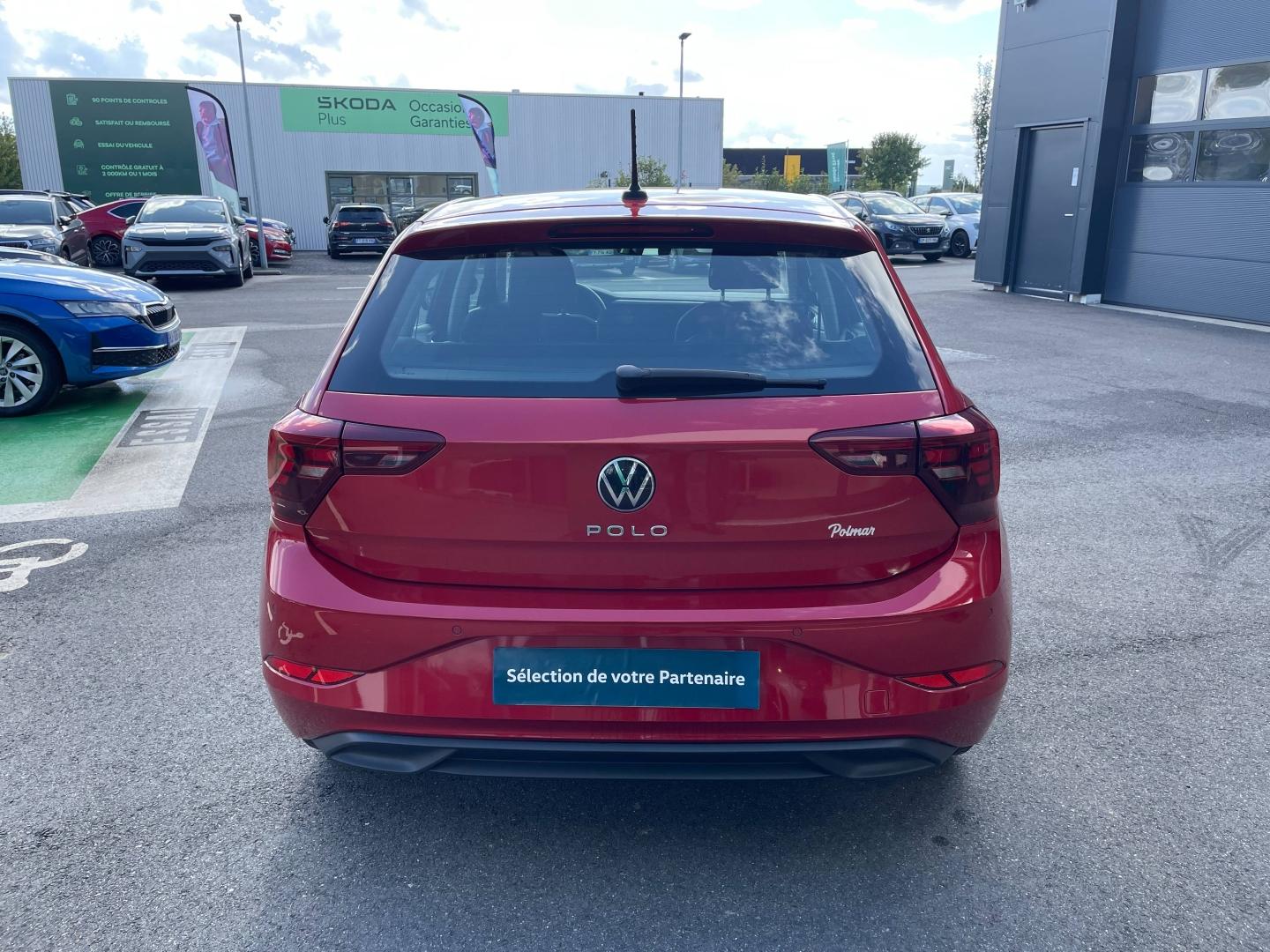 VOLKSWAGEN Polo