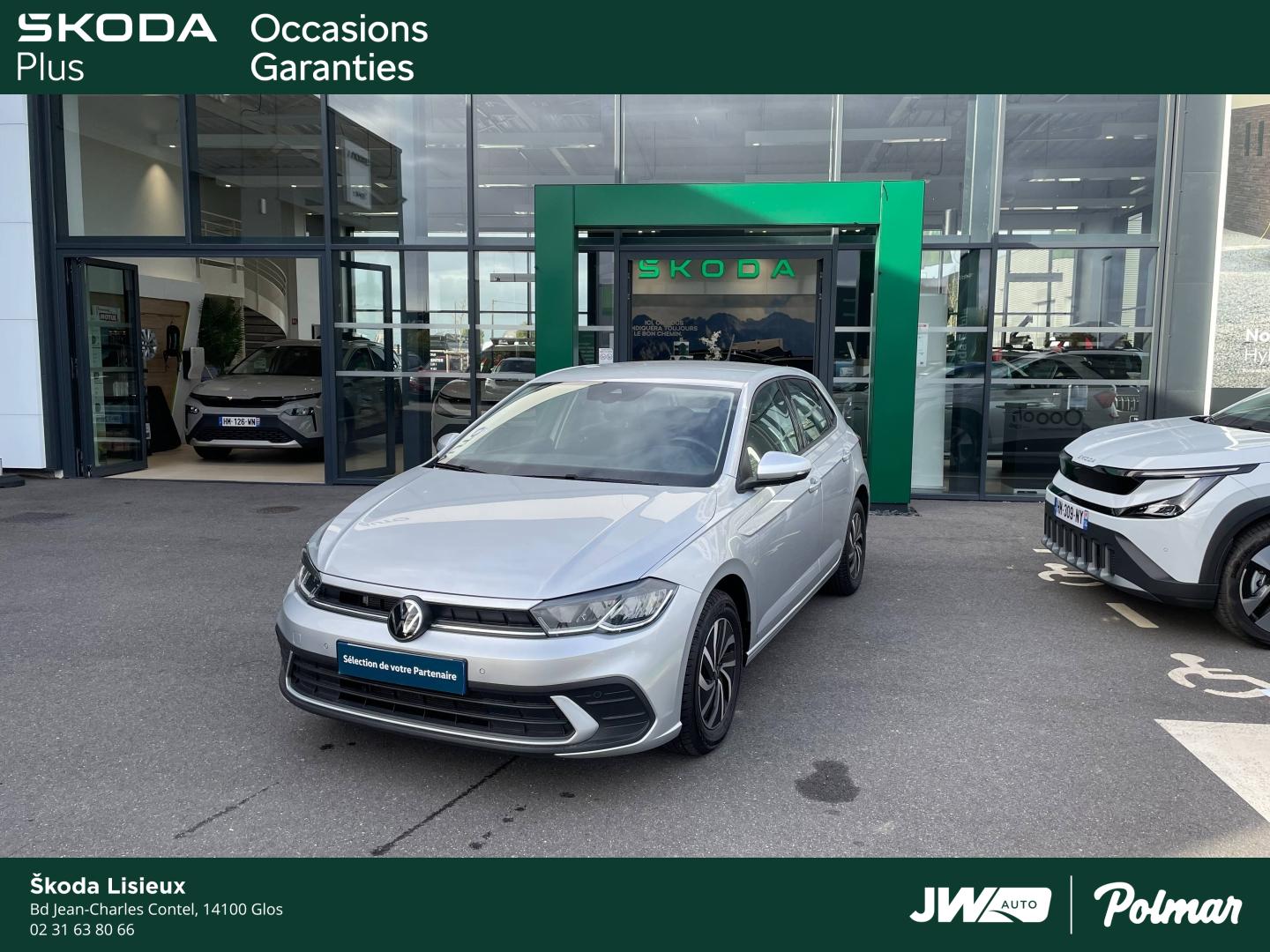 VOLKSWAGEN Polo